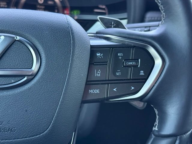 Used 2024 Lexus LX 600 4WD w/ Luxury Package image 31
