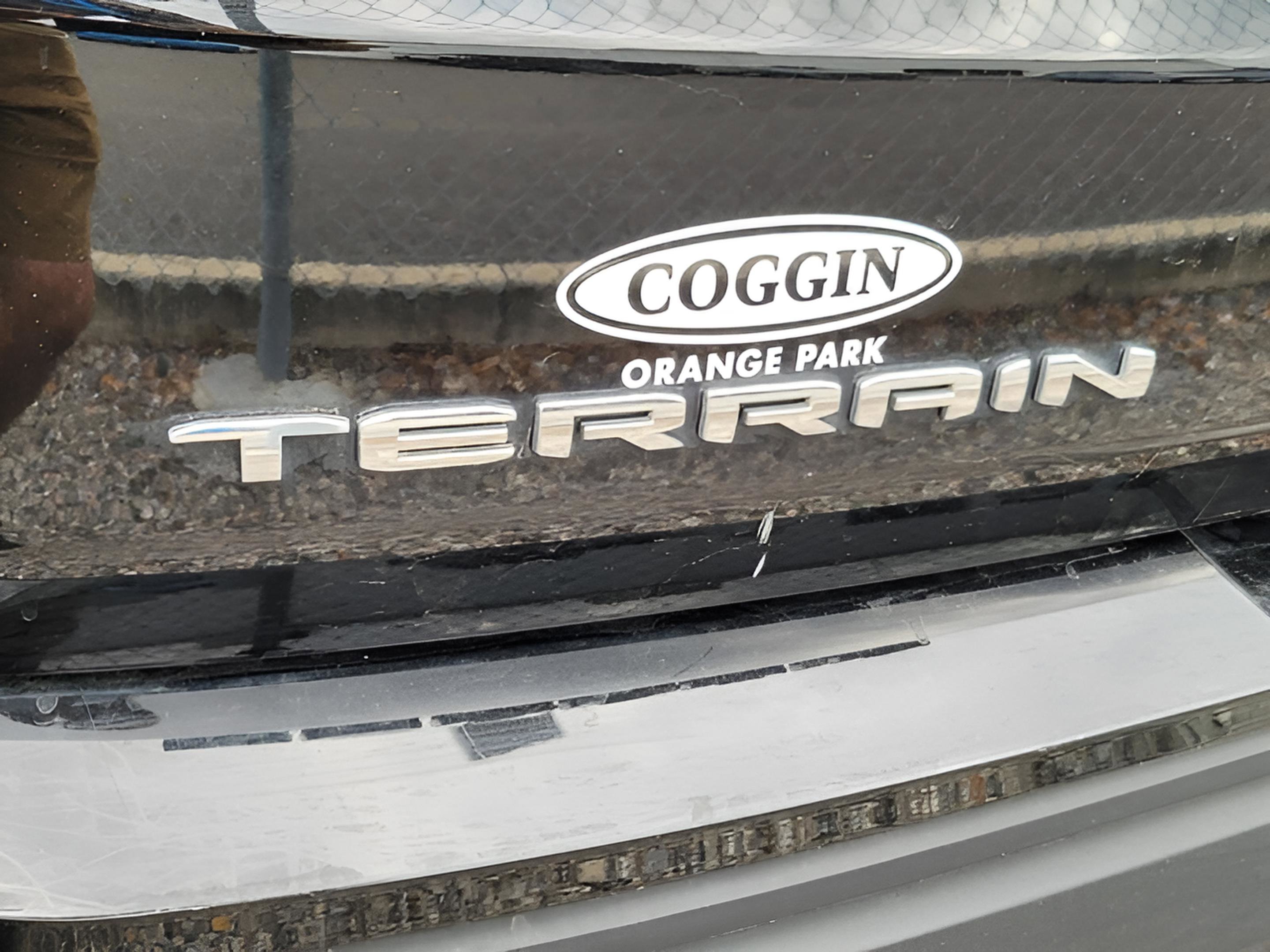 Used 2022 GMC Terrain SLE w/ Driver Convenience Package image 23