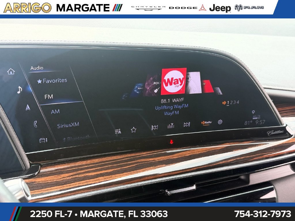 Used 2023 Cadillac Escalade ESV Luxury RWD image 25
