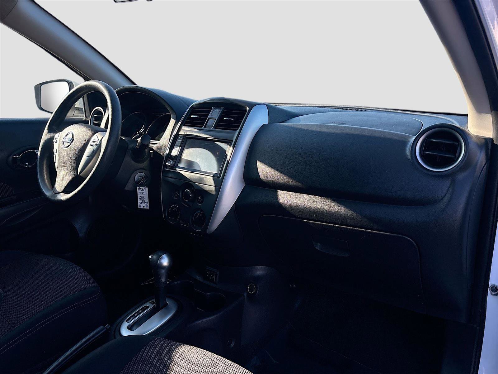 Used 2018 Nissan Versa SV image 28