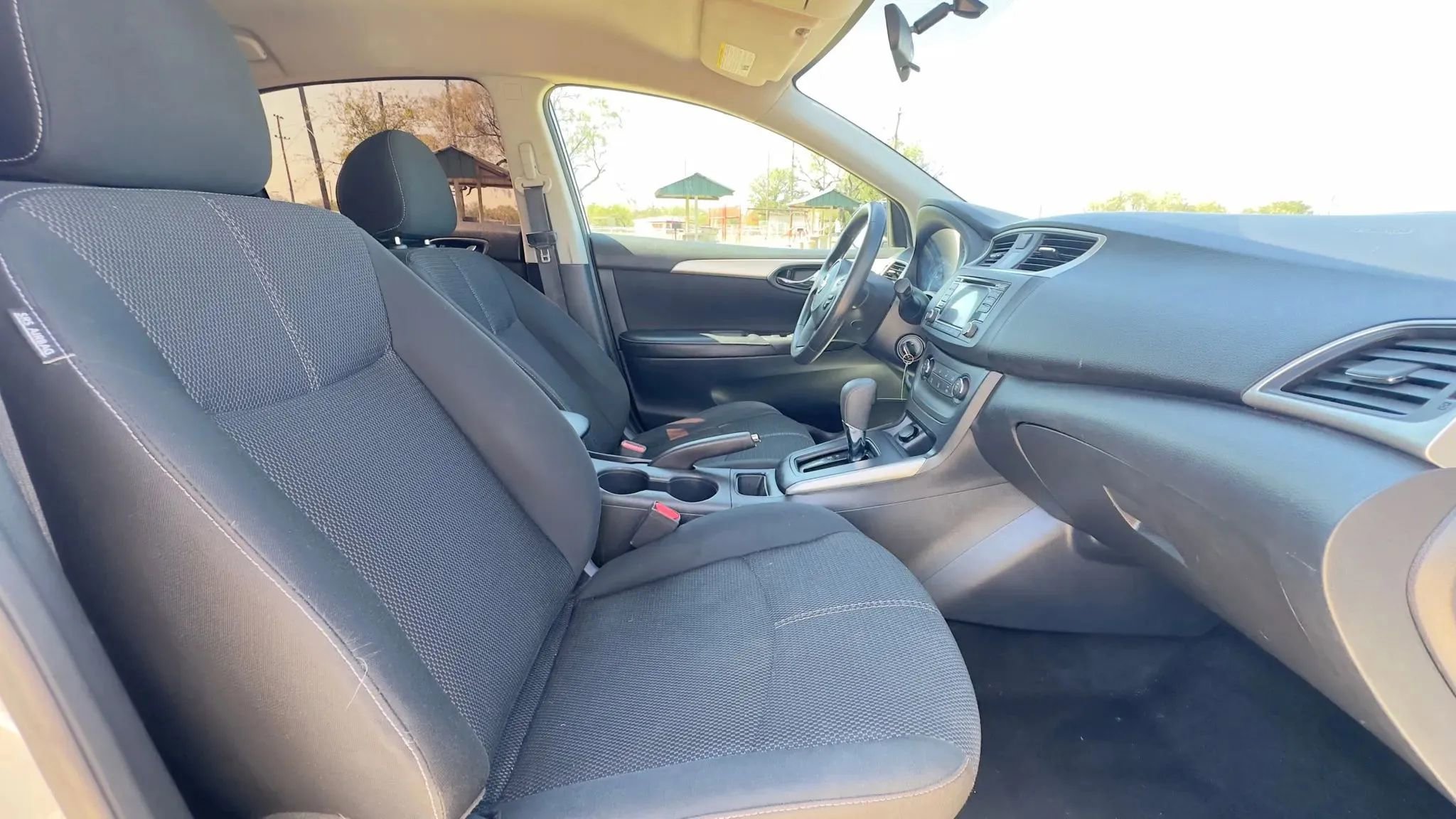 Used 2018 Nissan Sentra S image 16