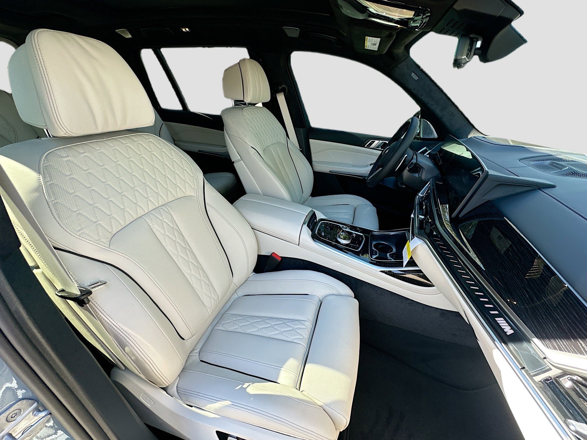 New 2026 BMW X7 M60i image 24