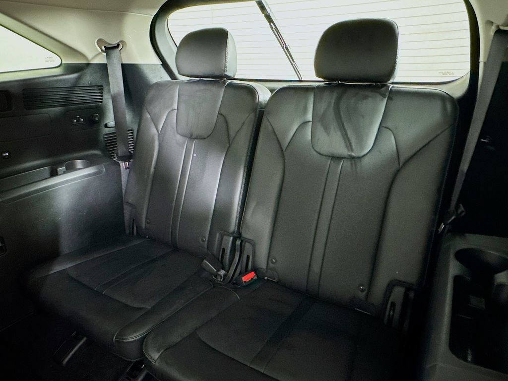 Used 2022 Kia Sorento EX w/ Panoramic Sunroof Package FWD image 11