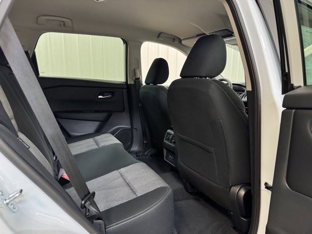 New 2026 Nissan Rogue SV image 24