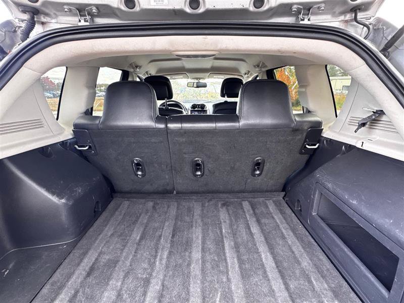 Used 2016 Jeep Compass Latitude image 12