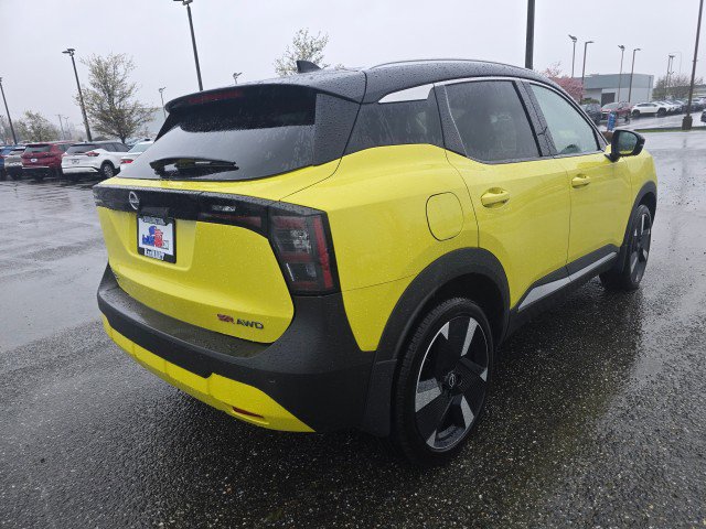 New 2025 Nissan Kicks SR w/ SR Premium Package image 3