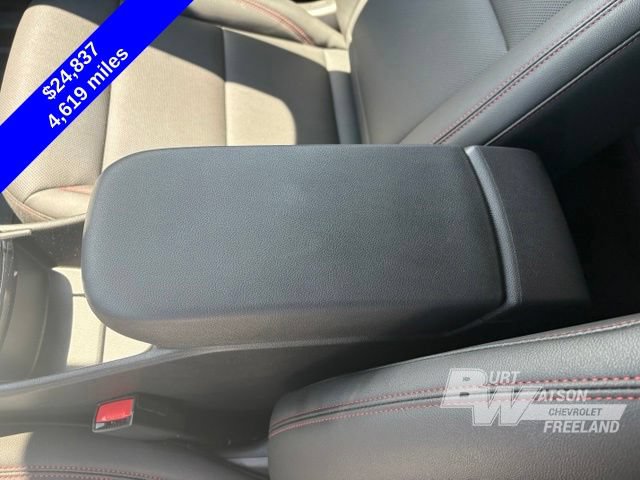 Used 2024 Chevrolet Trax RS w/ Sunroof Package FWD image 22