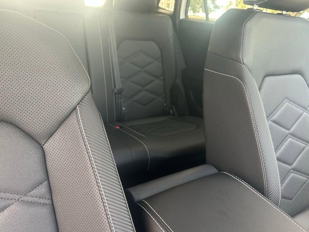 New 2026 Volkswagen Atlas Cross Sport SE image 37