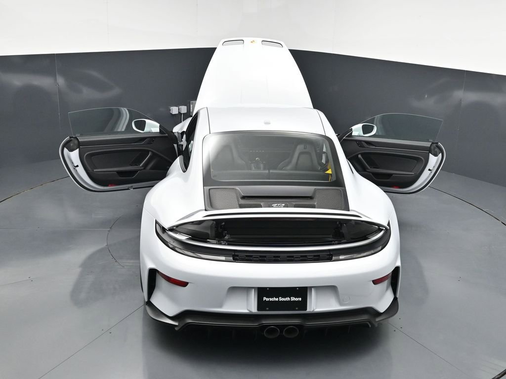 Certified 2025 Porsche 911 GT3 RWD image 29