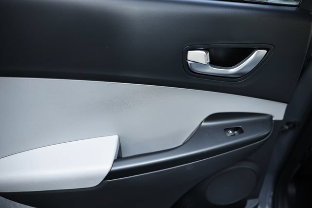 Used 2023 Hyundai Kona SE w/ Cargo Package FWD image 23
