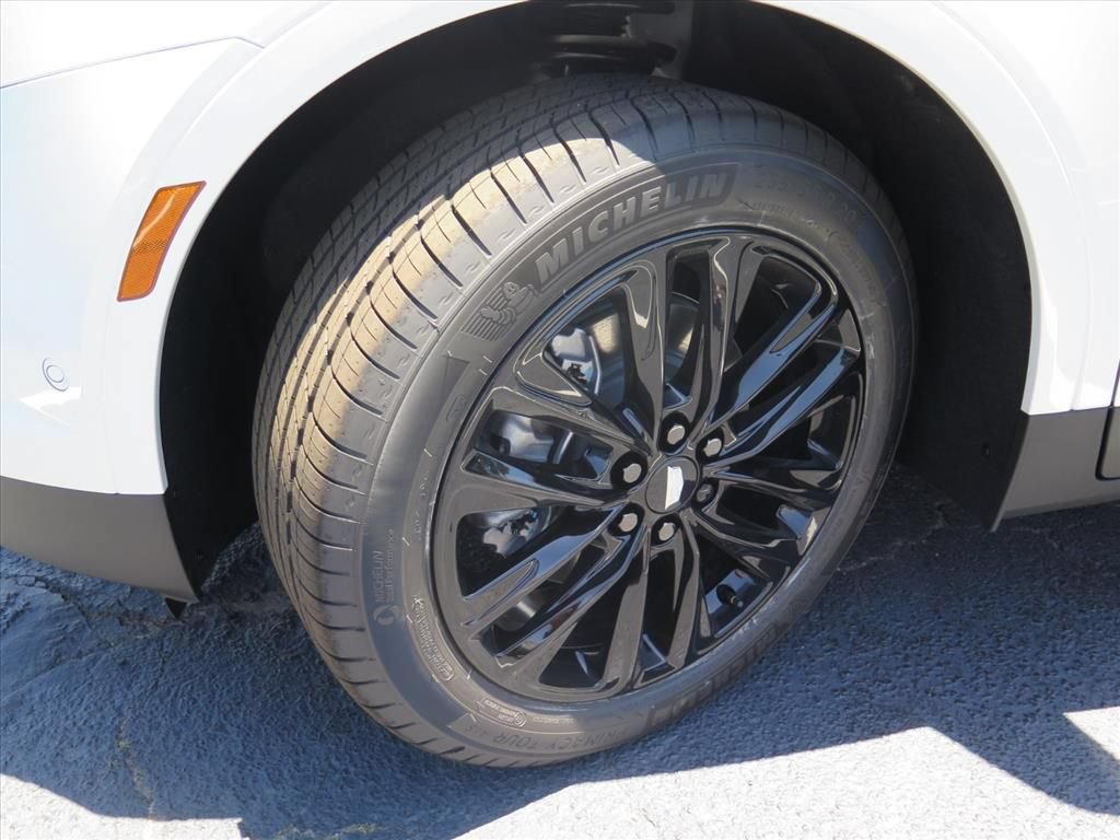 New 2026 Cadillac XT5 Premium Luxury w/ LPO, ONYX Package FWD image 26