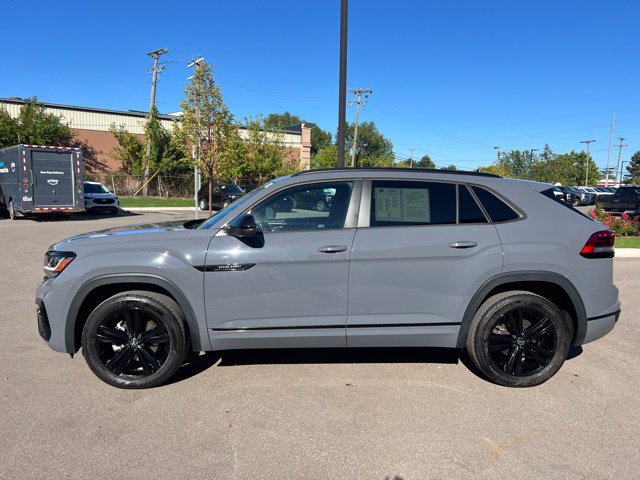 Used 2023 Volkswagen Atlas Cross Sport SEL R-Line AWD/4WD image 8