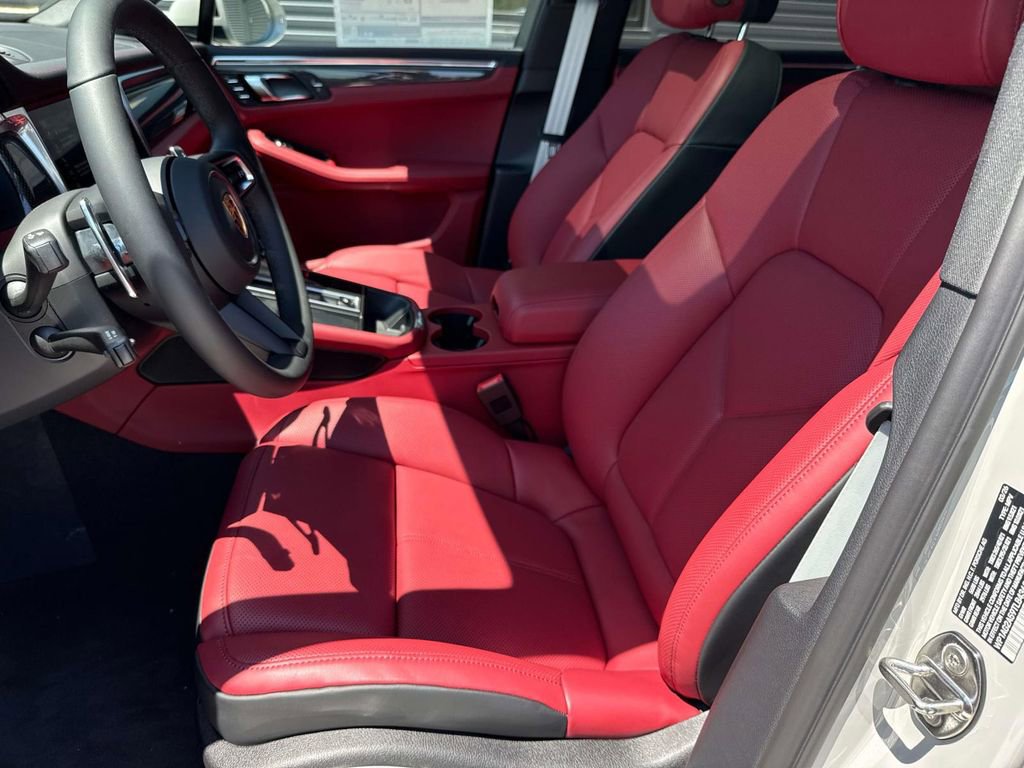 New 2026 Porsche Macan S AWD/4WD image 5