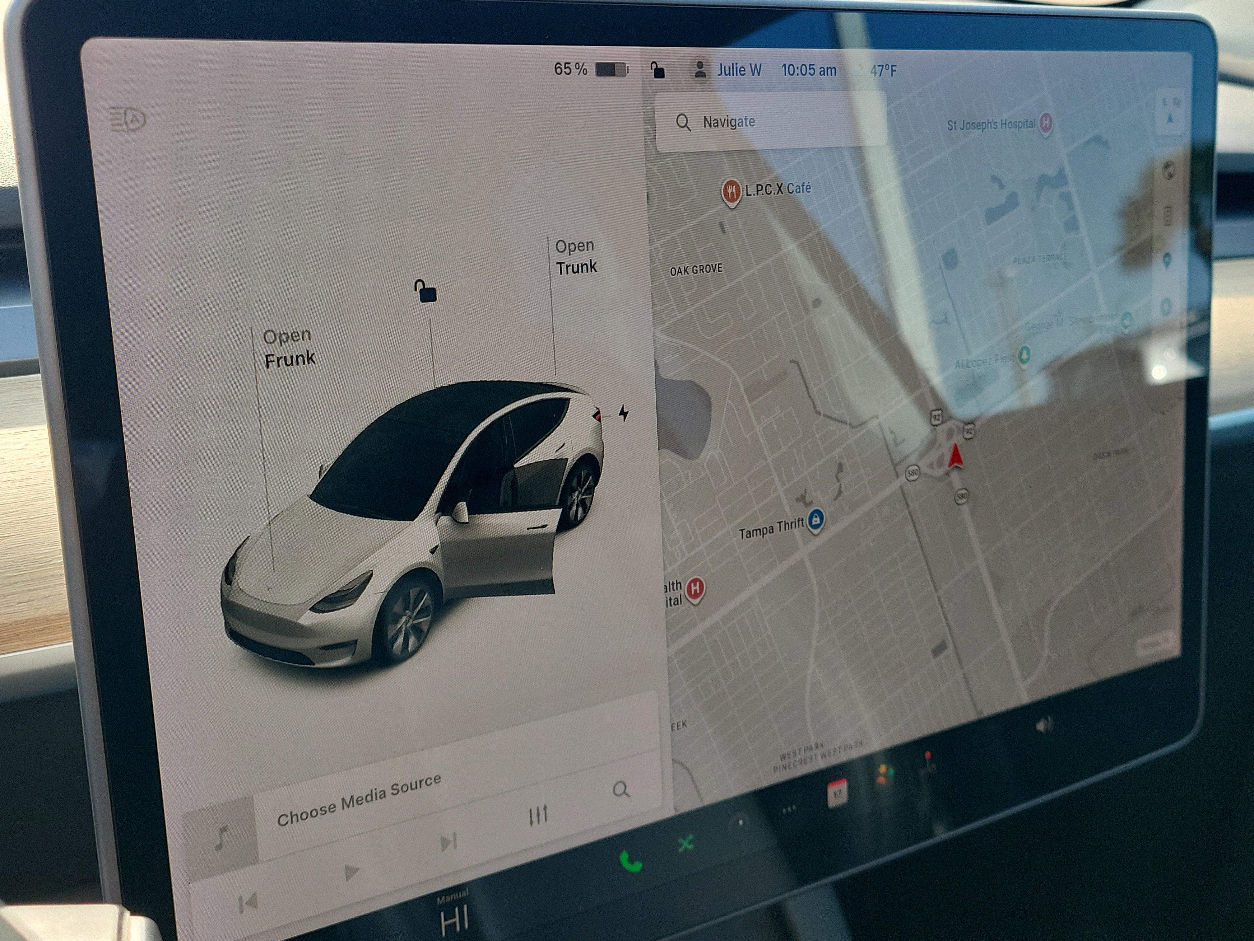 Used 2021 Tesla Model Y Long Range image 28