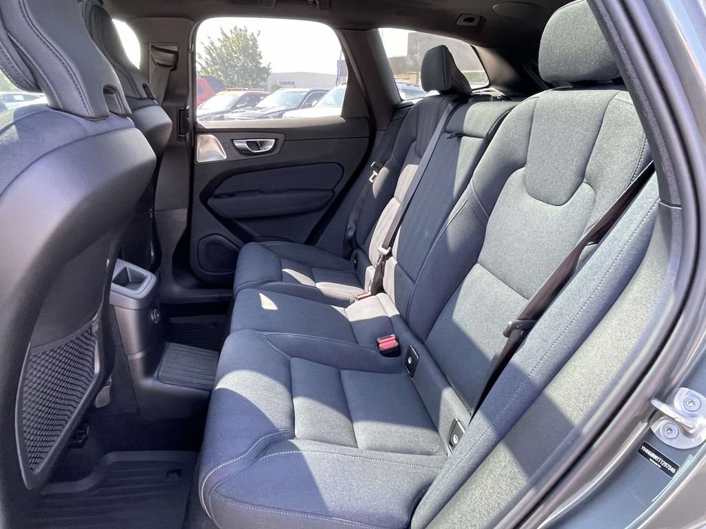 Used 2026 Volvo XC60 T8 Ultra AWD/4WD image 3