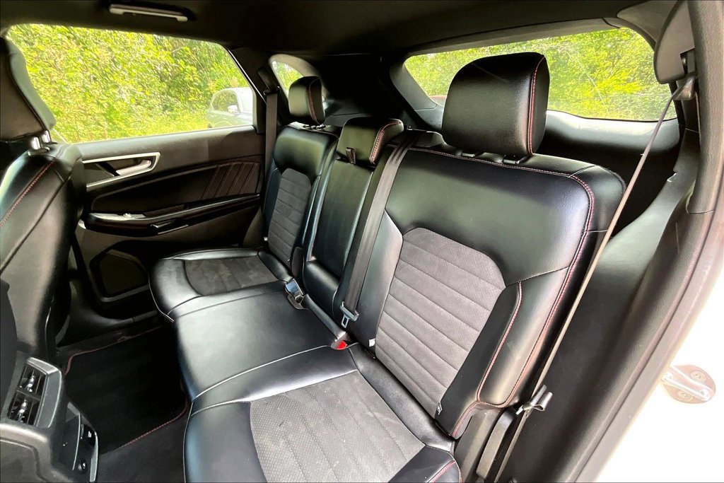 Used 2024 Ford Edge ST-Line AWD/4WD image 36