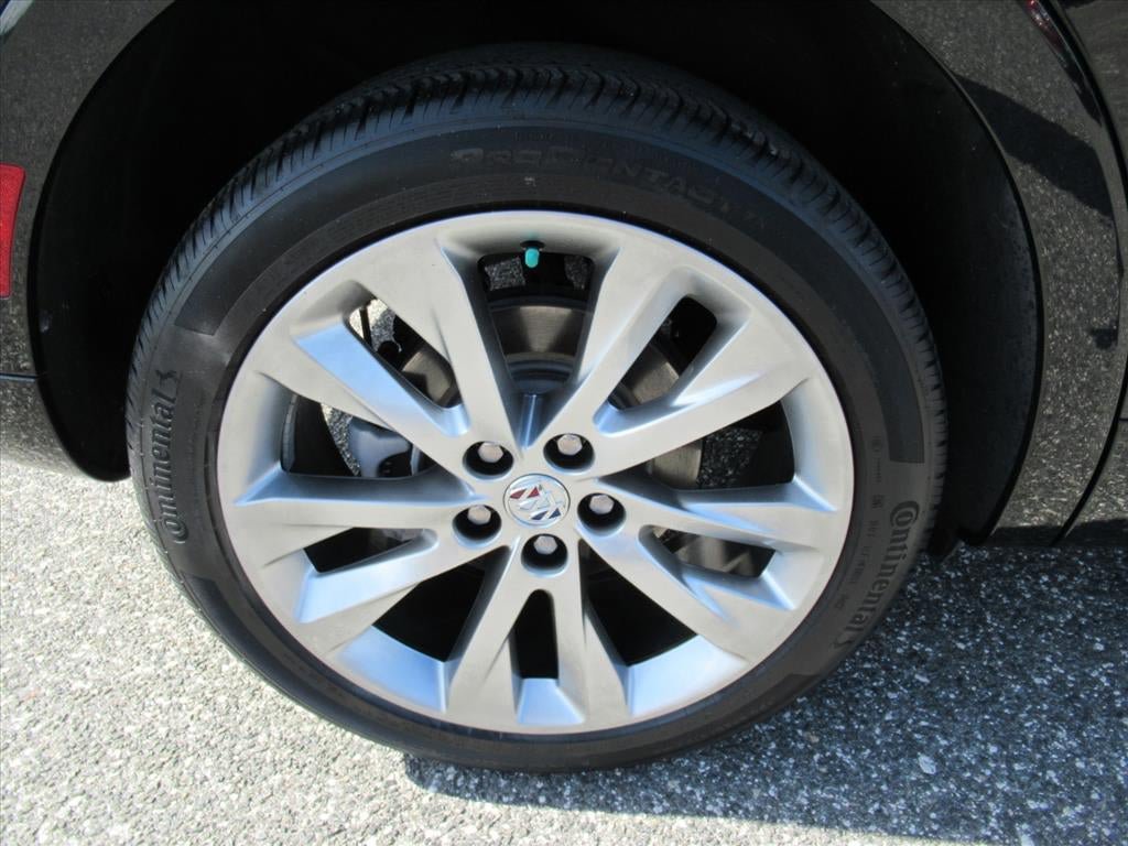 Used 2023 Buick Envision Avenir FWD image 8