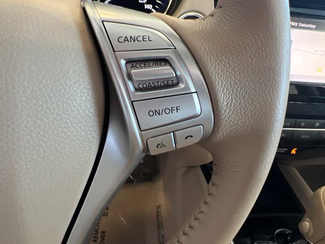 Used 2015 Nissan Rogue SL w/ SL Premium Package FWD image 23