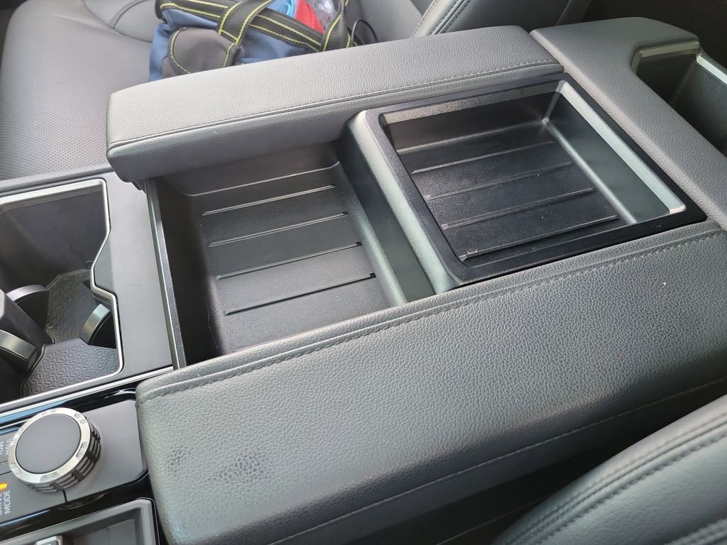 Used 2025 Toyota Tundra Limited image 14