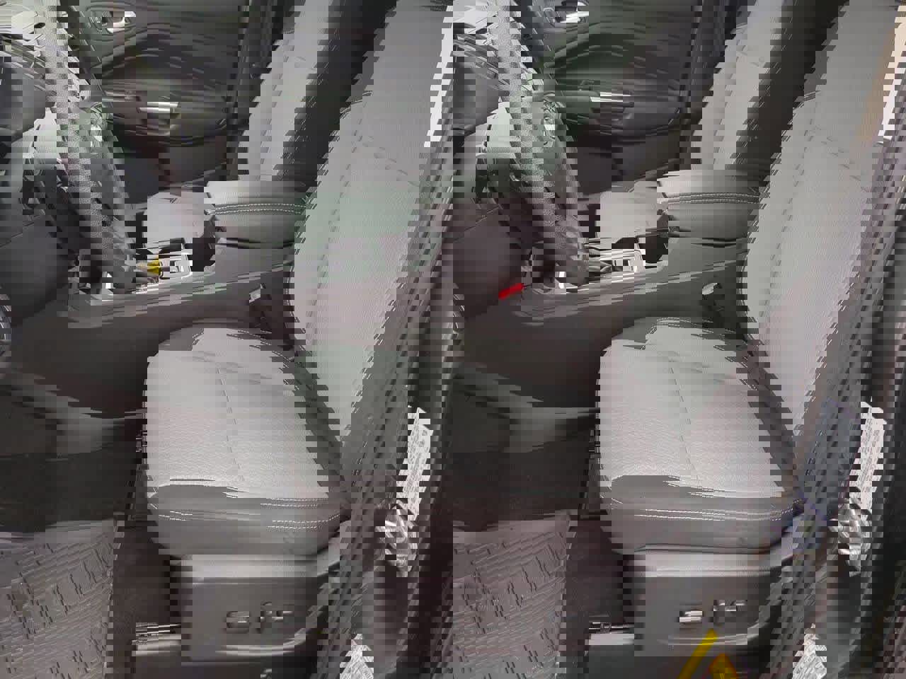 Used 2017 Ford Escape SE image 15