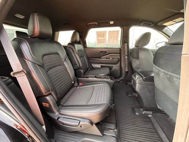 Used 2024 Nissan Pathfinder Rock Creek image 32