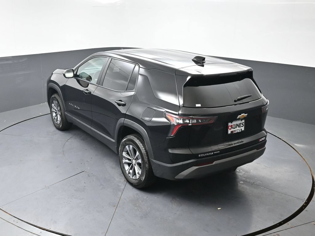 Used 2026 Chevrolet Equinox LT AWD/4WD image 48