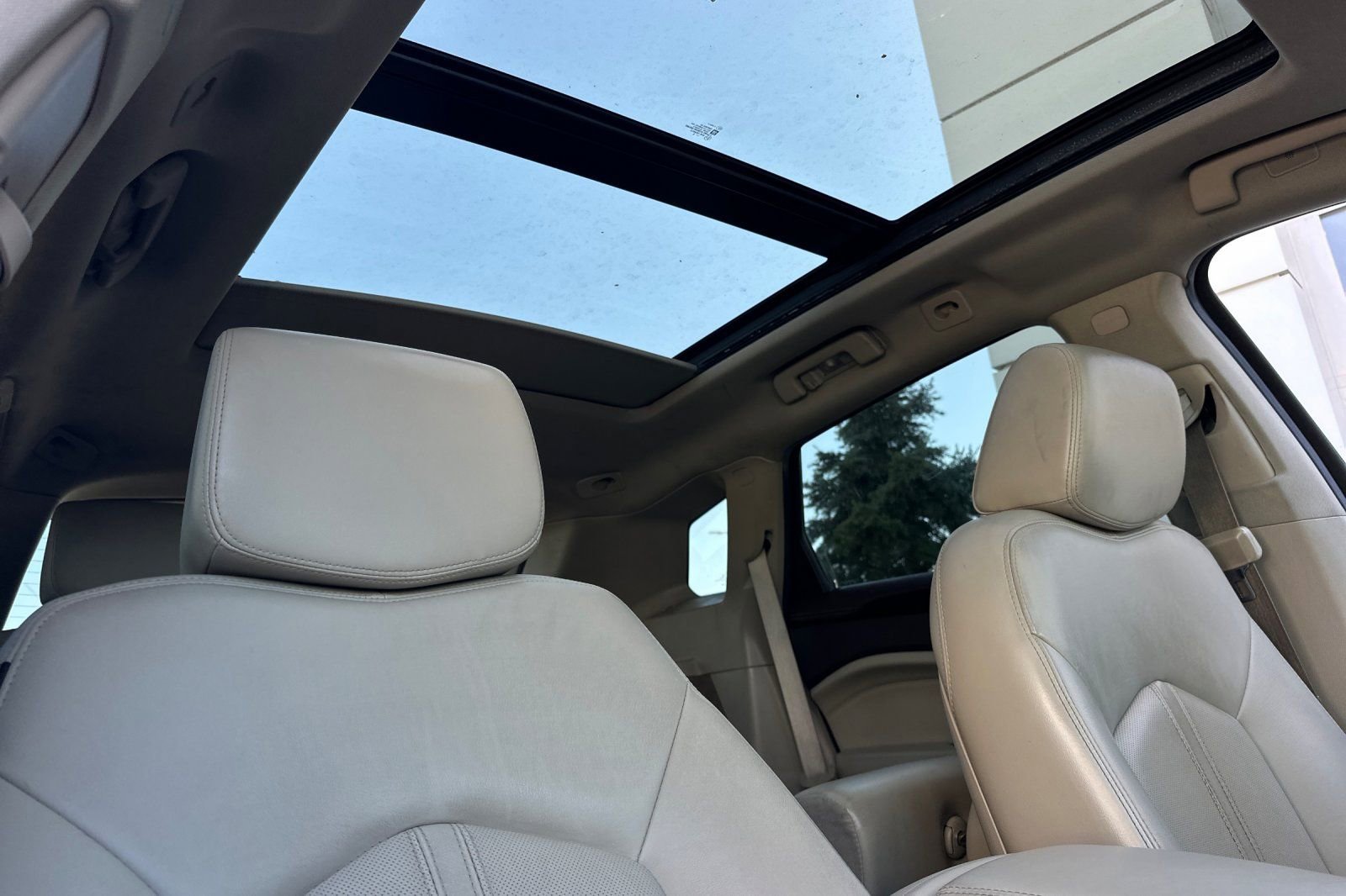 Used 2015 Cadillac SRX Performance w/ Driver Awareness Package image 17