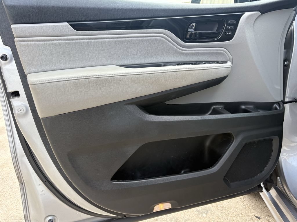 Used 2022 Honda Odyssey Touring image 8