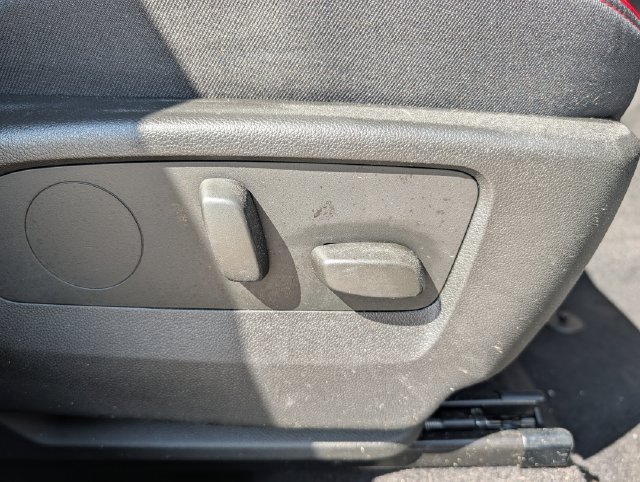 Used 2023 Buick Envision Essence w/ Sport Touring Package FWD image 24