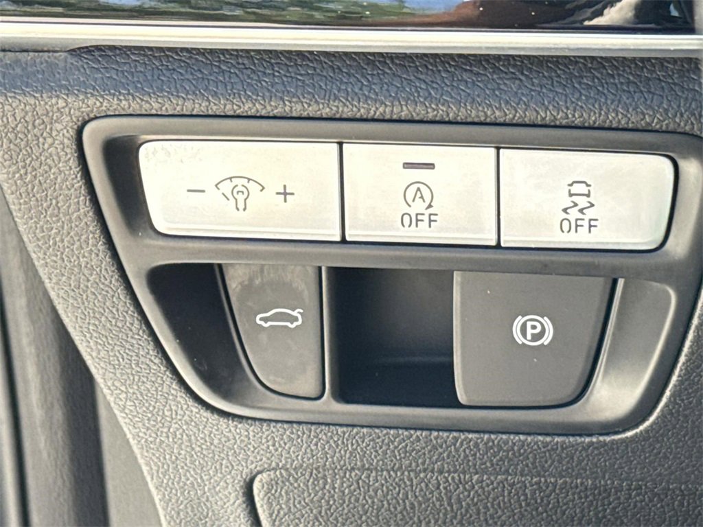 Used 2023 Genesis G80 2.5T image 14