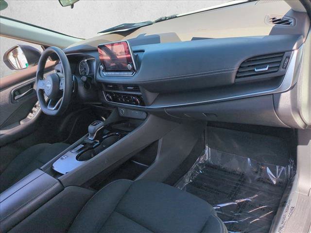 Used 2023 Nissan Rogue S FWD image 21