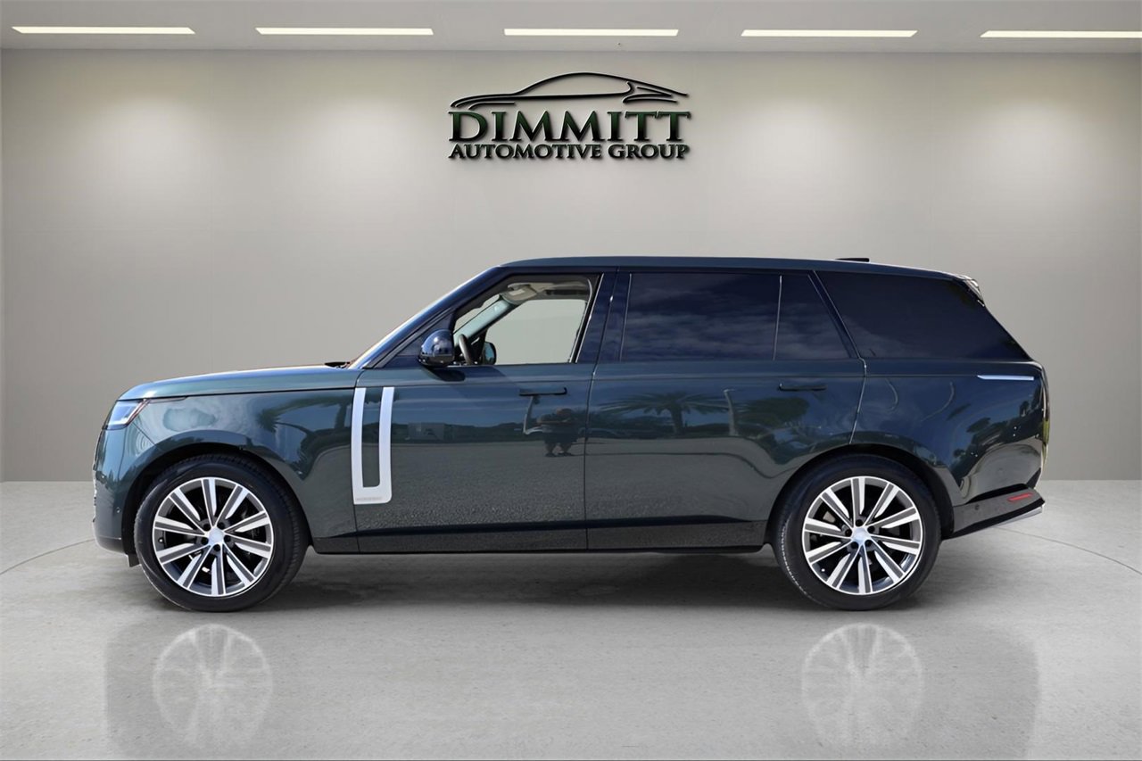 Used 2024 Land Rover Range Rover Long Wheelbase Autobiography image 2
