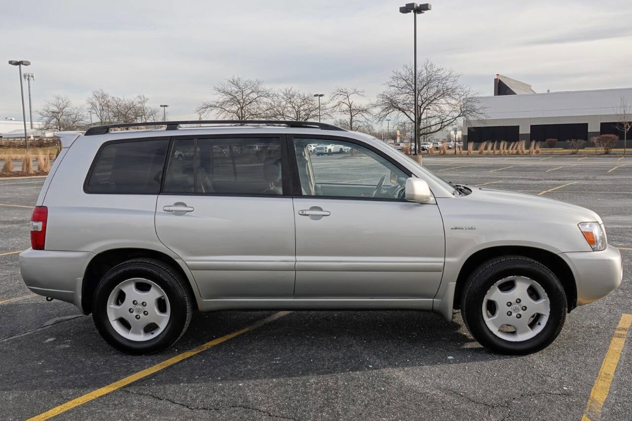 Used 2005 Toyota Highlander Limited AWD/4WD image 27