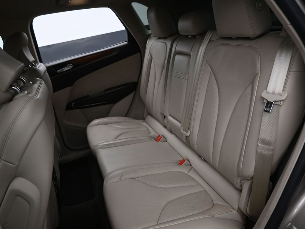 Used 2018 Lincoln MKC Select w/ Select Plus Package image 27