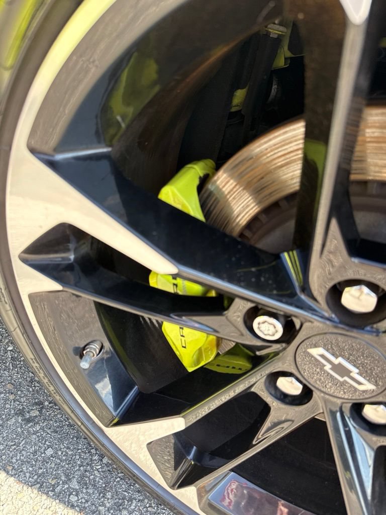 Used 2020 Chevrolet Camaro SS RWD image 13
