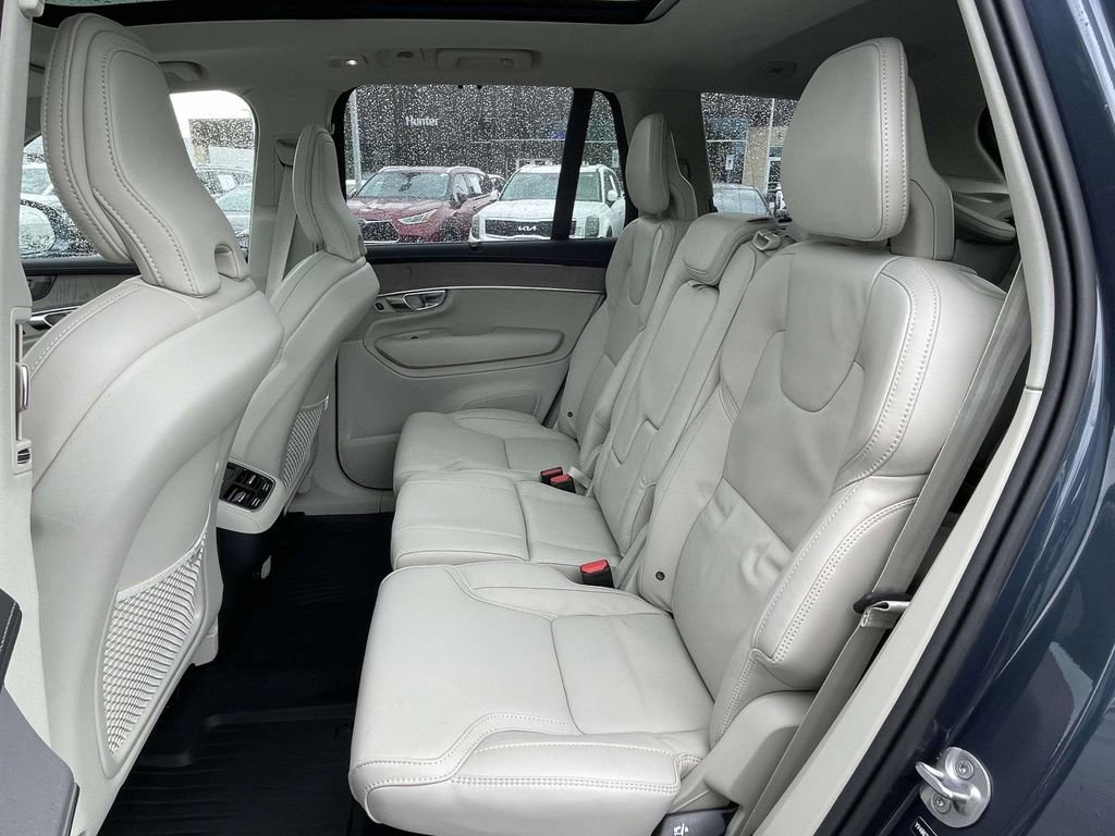 Used 2026 Volvo XC90 B6 Ultra w/ Protection Package AWD/4WD image 3