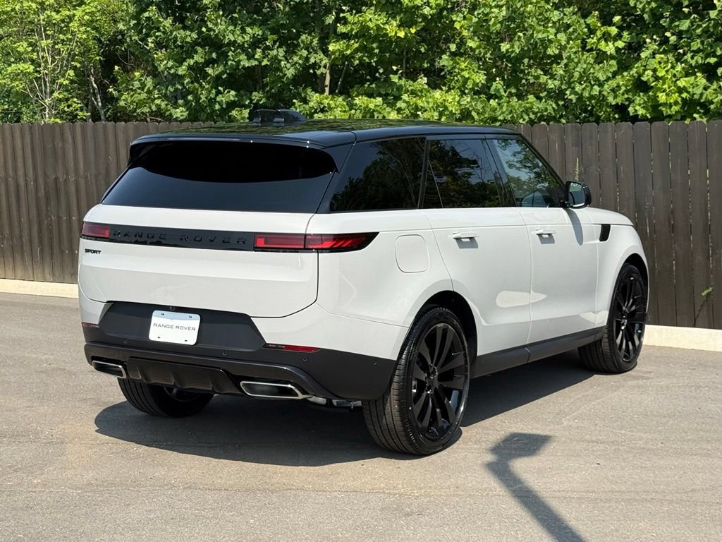 New 2026 Land Rover Range Rover Sport SE AWD/4WD image 5
