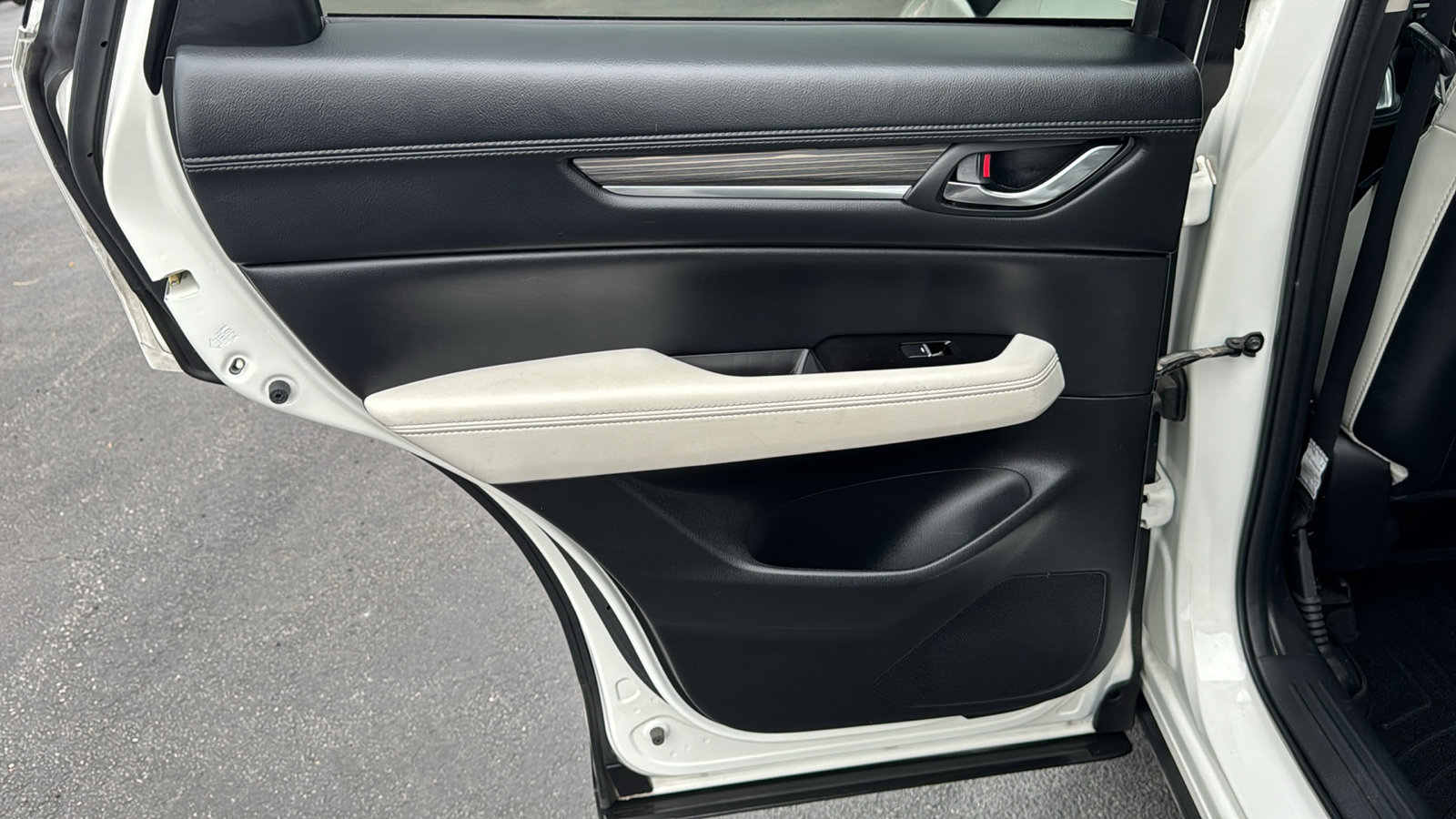 Certified 2023 MAZDA CX-5 AWD 2.5 S w/ Premium Package image 18