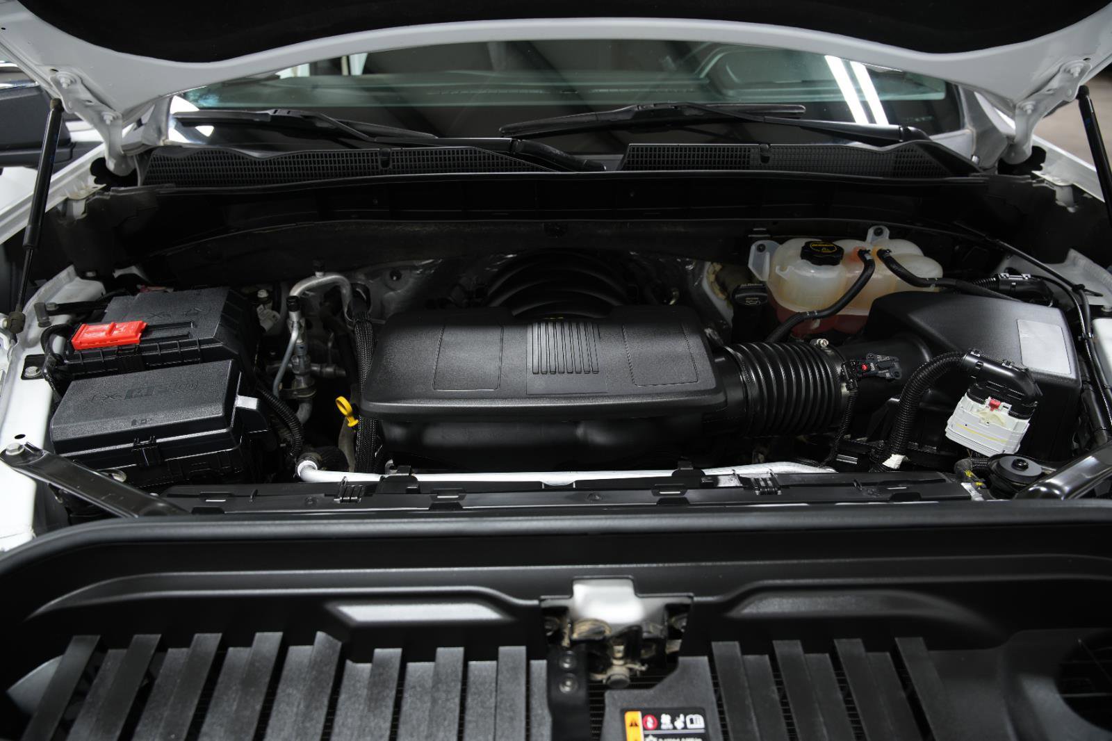 Used 2025 GMC Sierra 1500 SLT image 41