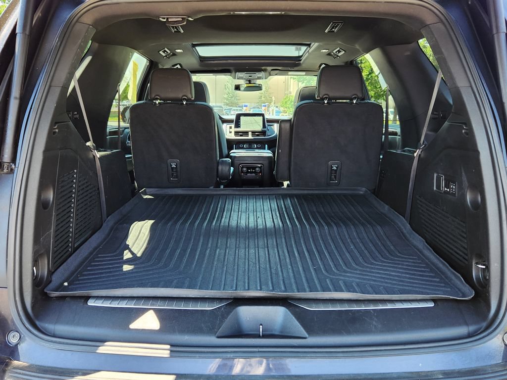 Used 2022 Chevrolet Tahoe Premier AWD/4WD image 12