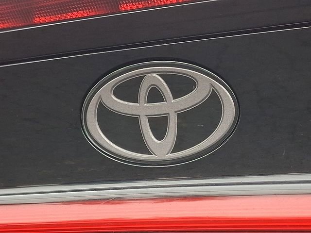 Used 2024 Toyota Prius LE image 30