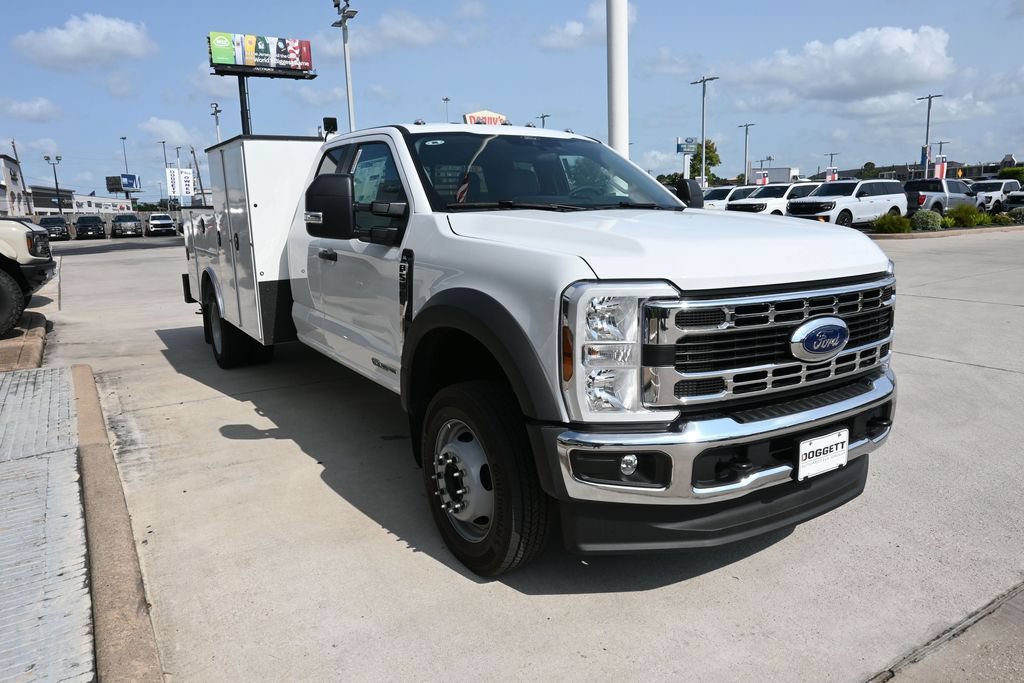 New 2026 Ford F550 4x4 Supercab Super Duty image 16