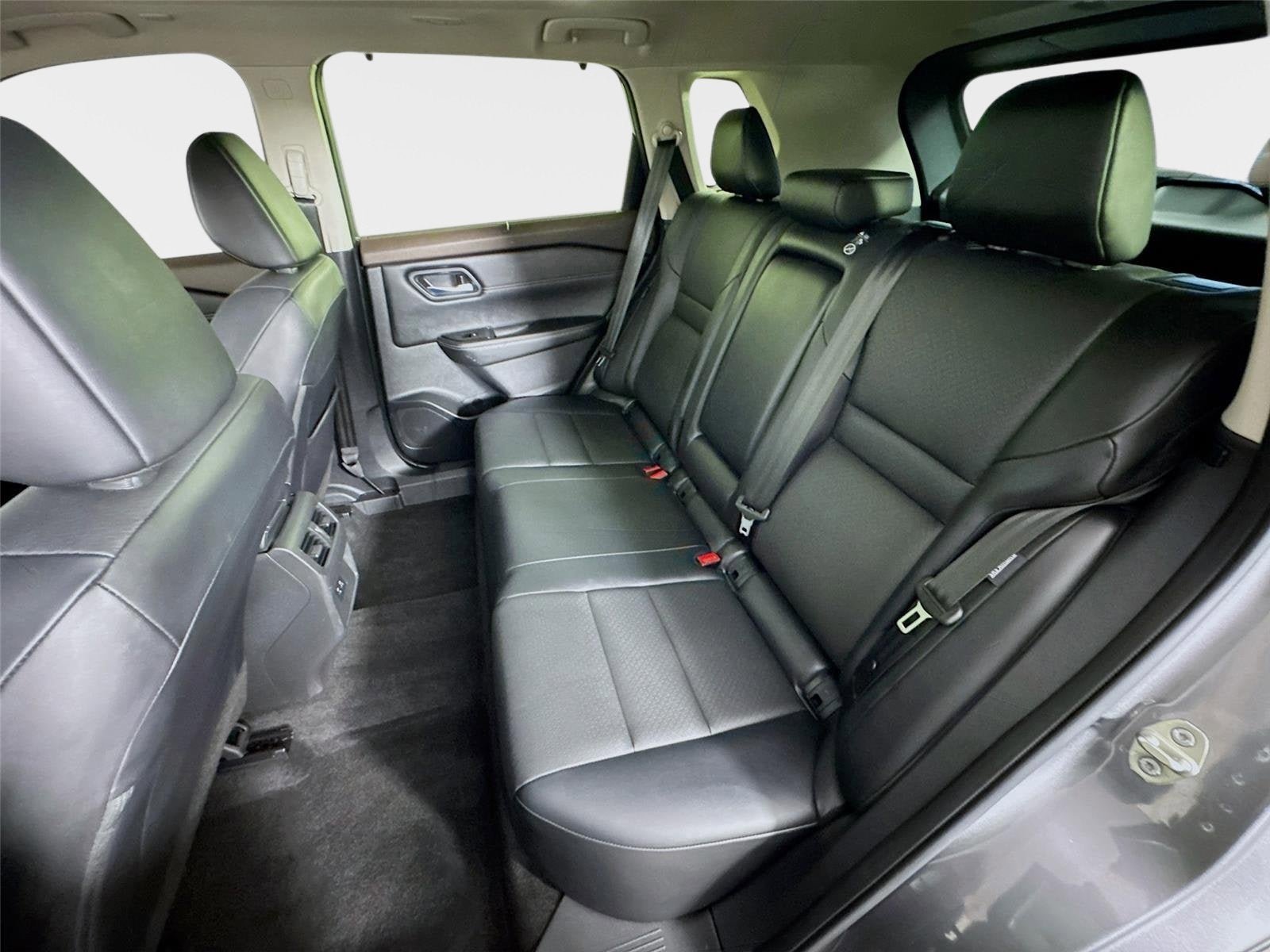 Certified 2023 Nissan Rogue SV w/ SV Premium B Package FWD image 22