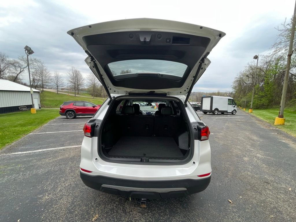 Certified 2022 Chevrolet Equinox Premier image 17