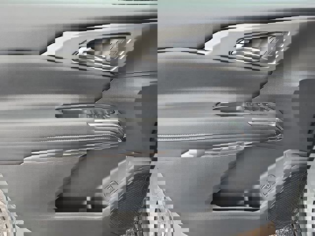 New 2026 Chevrolet Traverse LT image 23