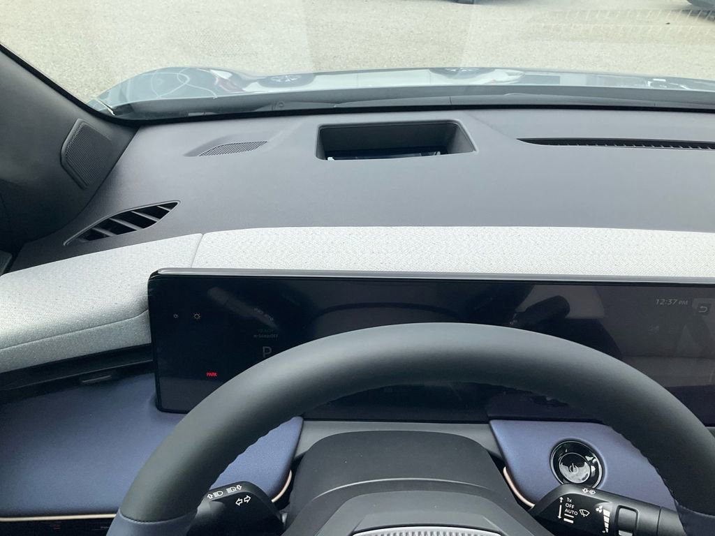 New 2026 Nissan Leaf Platinum+ image 25