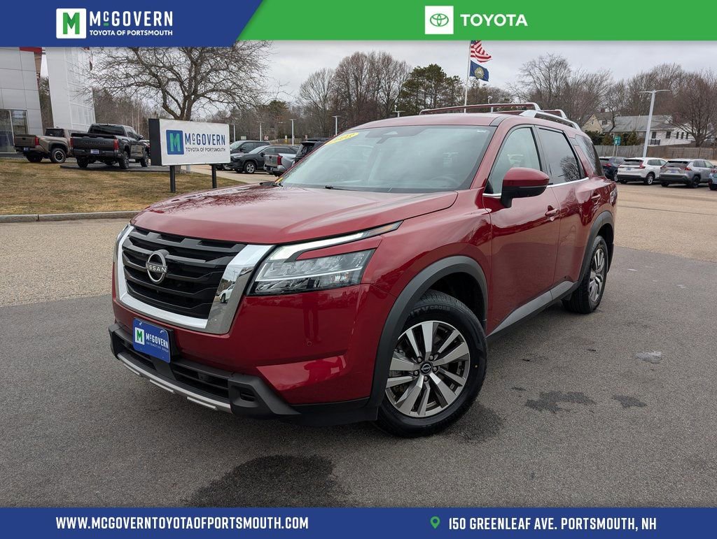 Used 2023 Nissan Pathfinder SL AWD/4WD image 1