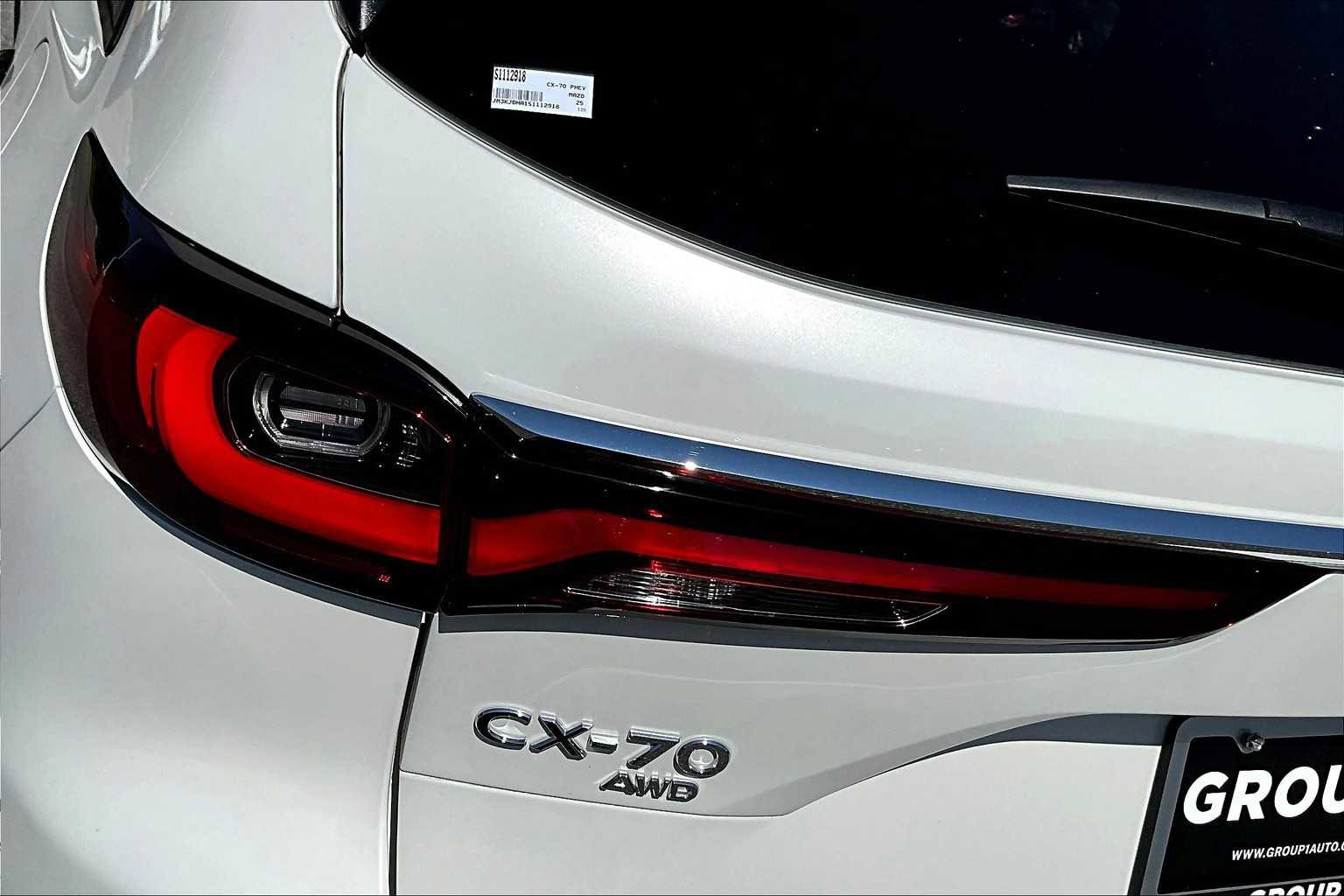 Used 2025 MAZDA CX-70 Plug-In Hybrid w/ Premium Pkg image 28