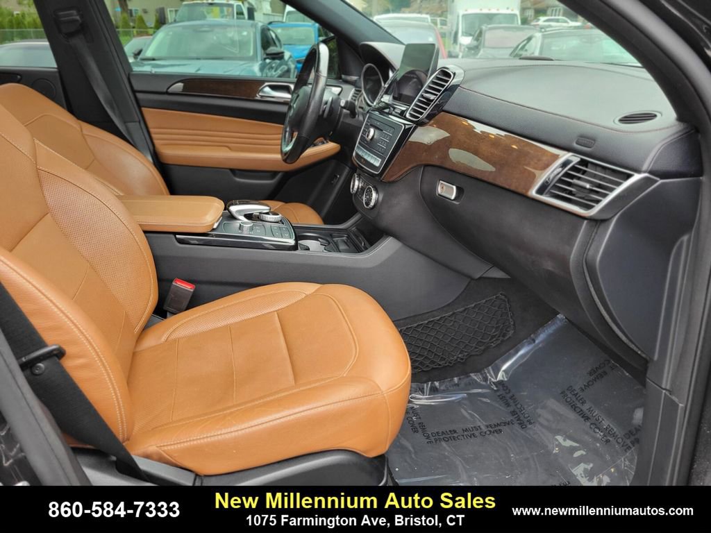 Used 2019 Mercedes-Benz GLE 43 AMG 4MATIC Coupe w/ Premium 3 Package image 13