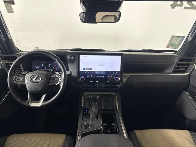 Used 2024 Lexus GX 550 AWD/4WD image 31